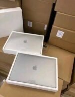 MacBook Air & Pro Liquidation Pallet - Image 3