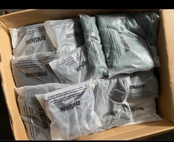 gym-shark-clothing-shell-liquidations.jpeg.webp Gym Shark Clothes Liquidation Pallet - Image 1